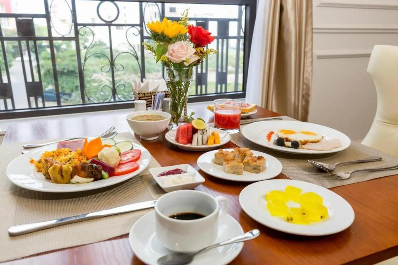 Grand Jeep Hotel Da Nang 3*,