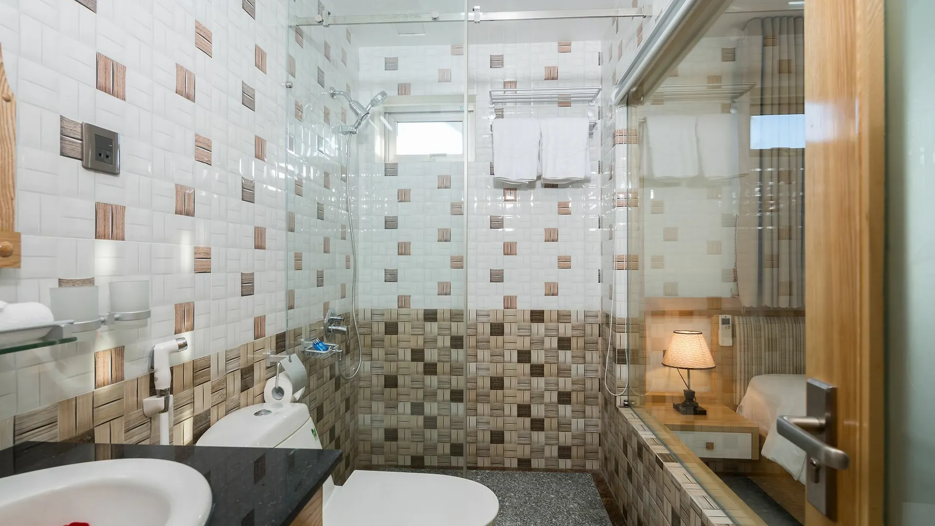 Grand Jeep Hotel Da Nang