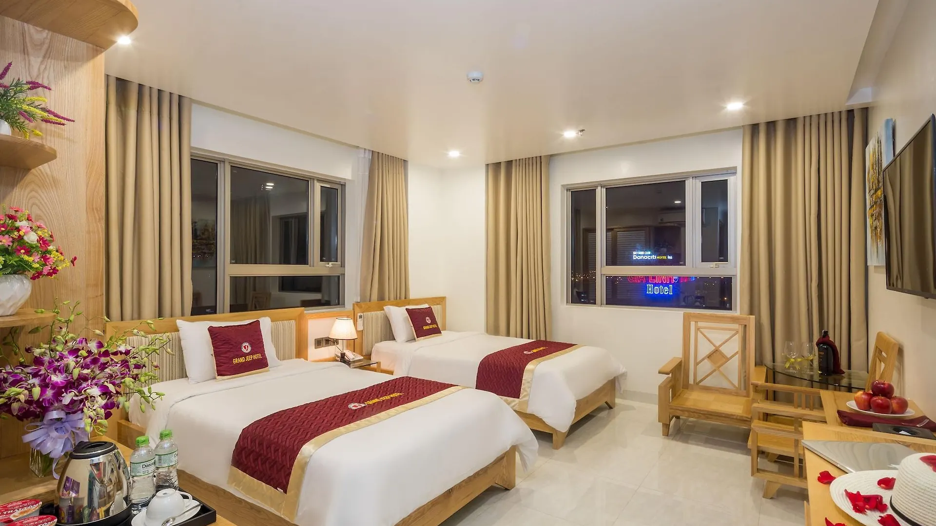 Grand Jeep Hotel Danang