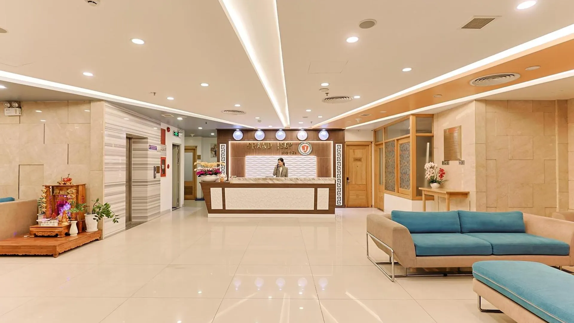 Grand Jeep Hotel Danang 3*,