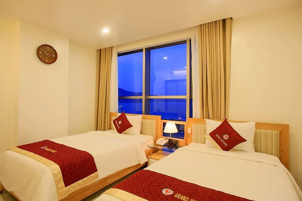 Grand Jeep Hotel Danang 3*,